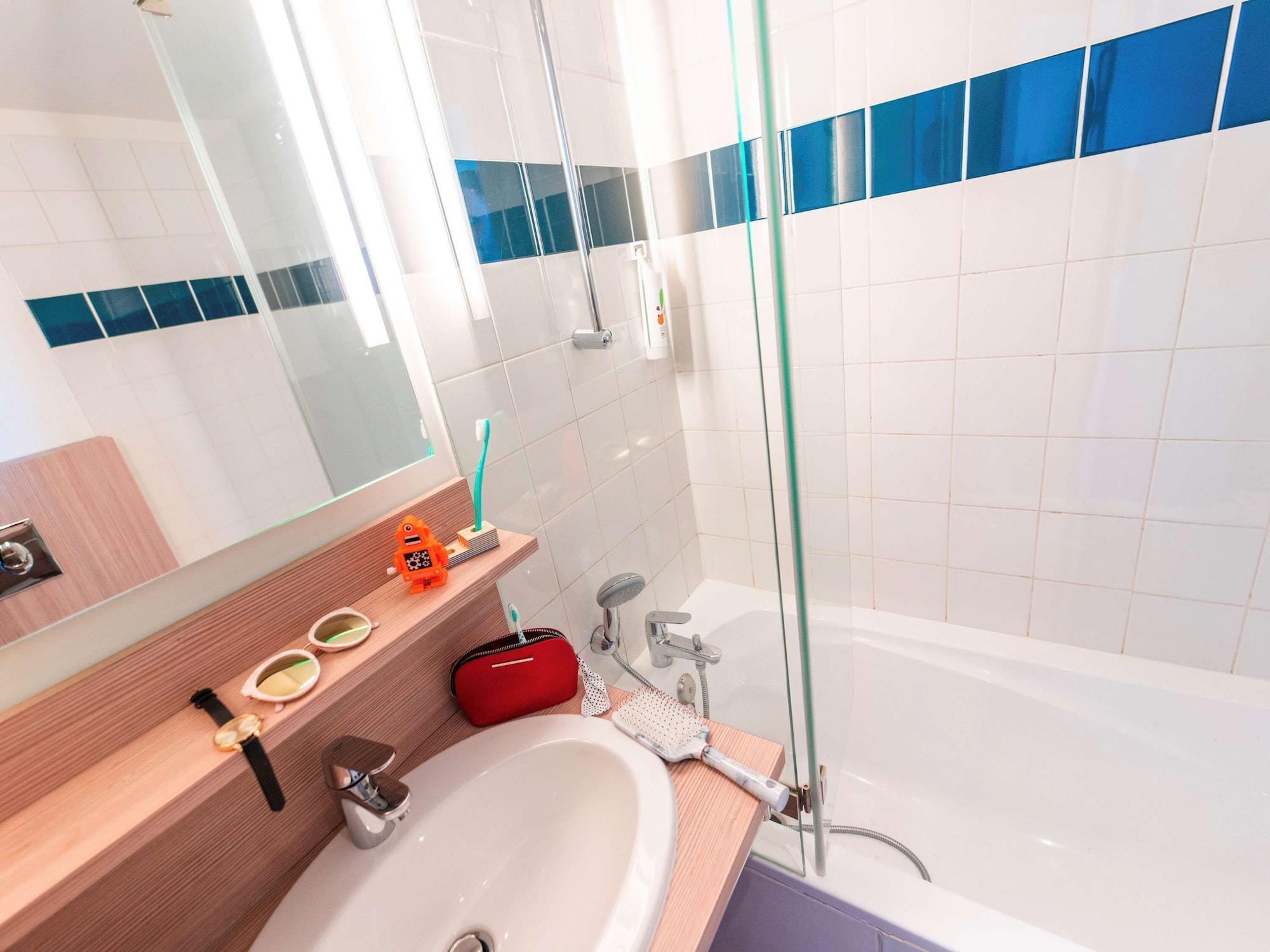 Ibis Styles Paris Velizy Hotel Kültér fotó